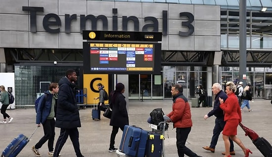Burst Pipe Floods Main Road to Heathrow, Cutting Access to Key Terminals