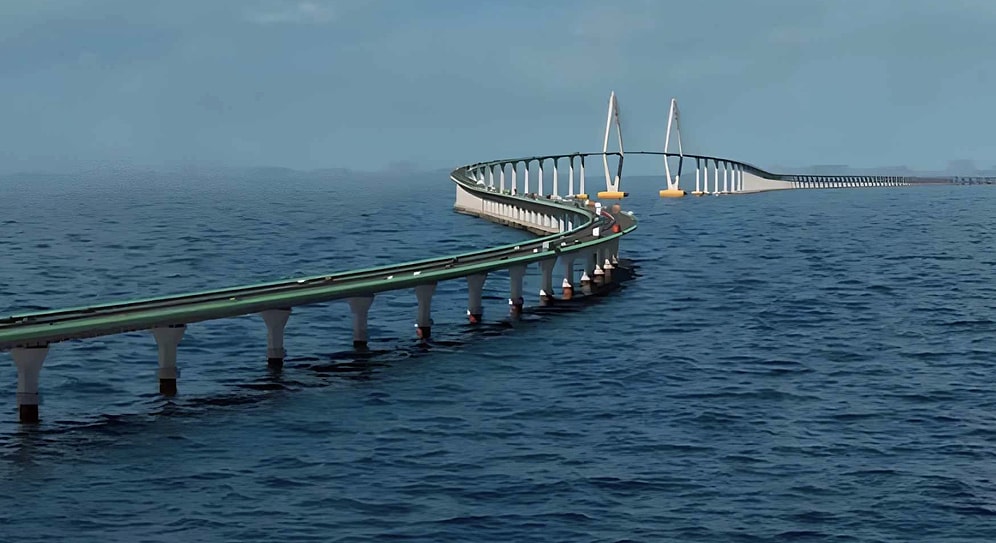 Massive 12.4 km Sea Bridge Under Construction to Slash Hours-Long Journey to 15 Minutes