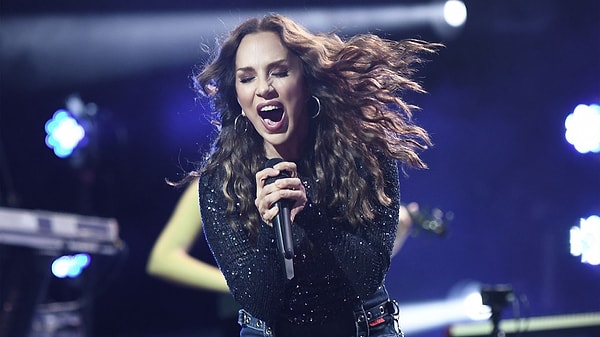 Sertab Erener!