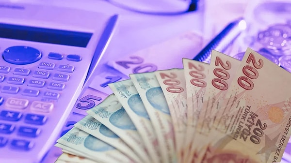 Ebeveynlik haklarını kullanarak mesaisini yarıya indiren sözleşmeli personelin prim kaybı mağduriyetine son veriliyor.