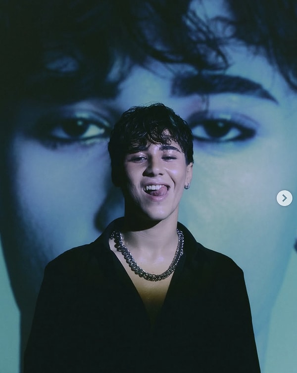 Efe Şan (Shine)
