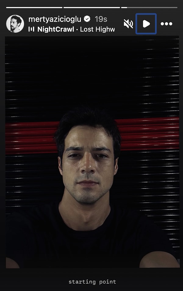 Uzun süredir sakallı görmeye alıştığımız Mert Yazıcıoğlu, imajında radikal sayılabilecek bir değişikliğe gitti.