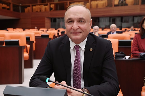 Yeni Parti Gaziantep Milletvekili Melih Meriç'in, Gaziantep'in Akkent Mahallesi'nde bıçaklı saldırıya uğradığı öğrenildi.