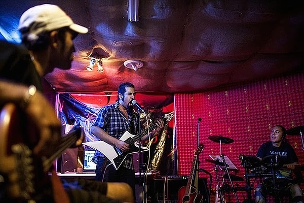 İstanbul'da Bu Hafta Sonu Hangi Rock Konserine Gidilir?
