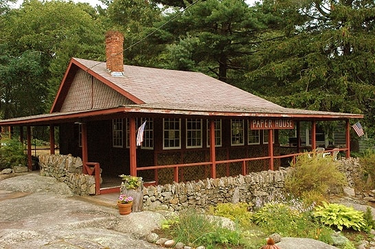 He Built a House Using Flour and Newspapers, and It Is Still Standing 100 Years Later