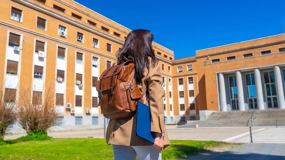 Career Coaches Reveal the 3 Most Regretted College Majors and Why