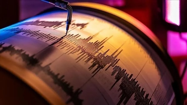 The series of minor earthquakes centered around the Istanbul Islands have heightened concerns.
