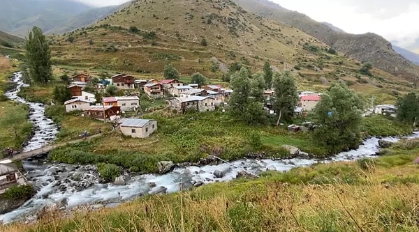 Hatay’da yaşayan Gülşah Kuzgun da yıllardır gelmek istediği bölgeyi bu yaz ziyaret etme fırsatı bulduğunu söyledi.