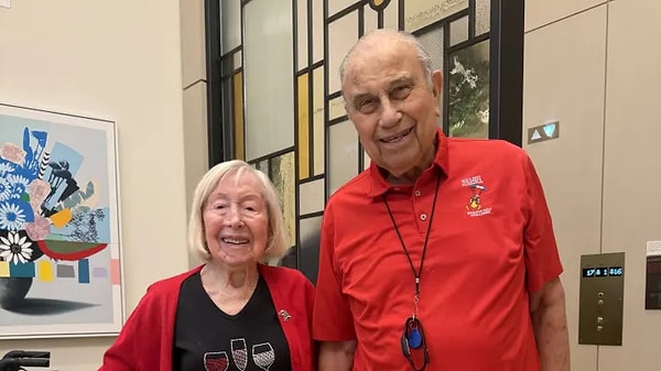 70'inci evlilik yıl dönümlerini kutlamaya hazırlanan bir çift: Gloria ve Buddy Baron