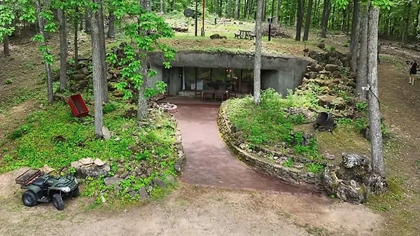 In the past, Conway, who served in the Titan II missile silos of the US Air Force and later worked as an engineer in the lead mining industry, adopted a philosophy of living in harmony with nature rather than overpowering it.