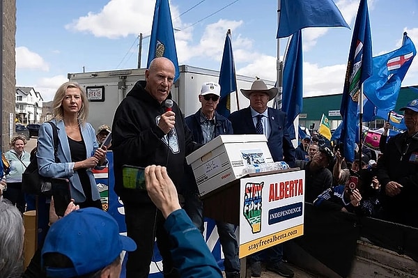 Oil-Rich State Wants to Establish Its Own Country