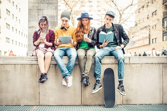 Experts Reveal Gen Z’s Biggest Skill Deficit: Focus and Media Literacy