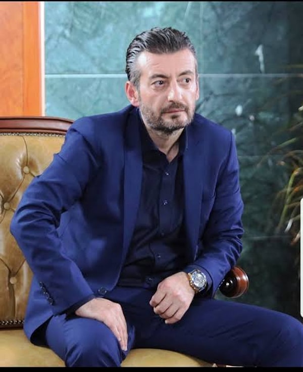 Artvinli oyuncu Zafer Kalfa, ekranlardaki Karadeniz dizilerinde kullanılan şivelere ve bölge oyuncularına yeterince yer verilmediğini savunarak dikkat çeken açıklamalarda bulundu.