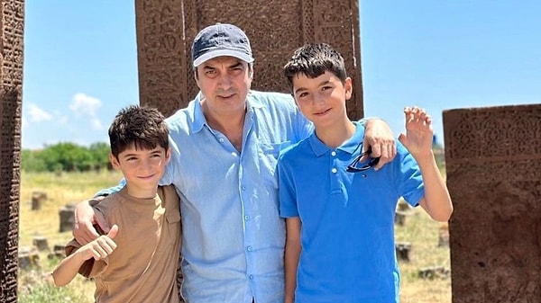 Oğullarıyla Ahlat'ı ziyaret eden Necati Şaşmaz'ın son hali ve çocuklarının değişimi dikkat çekti.
