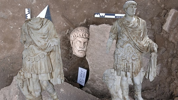Askeri Zırhtaki Detaylar Sanatın İnceliğini Sergiliyor