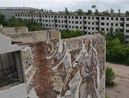 Once Home to 10,000 People, Ghost Town Zaozerny Now Has Only 216 Residents Left