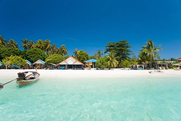 Tayland yönetimi, yabancı turistlerin ülkeye giriş ve konaklama şartlarında kapsamlı bir değişikliğe gitti.
