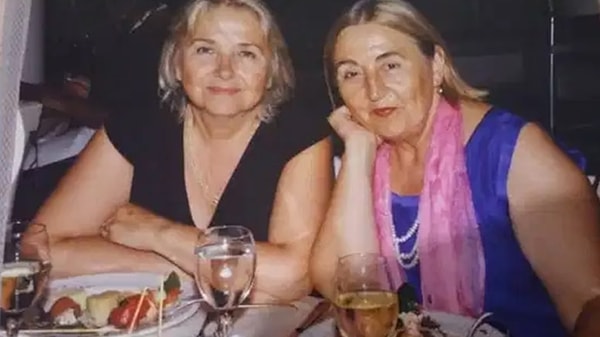 Cumhuriyet gazetesi yazarı ve Cumhuriyet Vakfı Yönetim Kurulu Üyesi Şükran Soner, hayatını kaybetti.