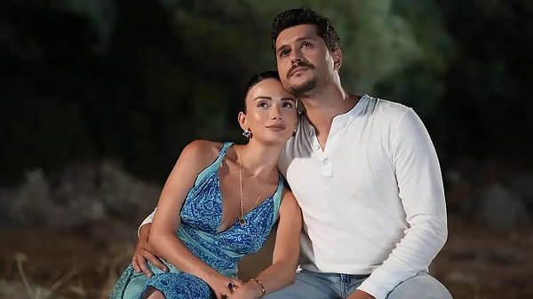 Özge Yağız ve Alperen Duymaz'ın başrollerini paylaştığı Doğanın Kanunu dizisi 13. bölümüyle final yaptı.