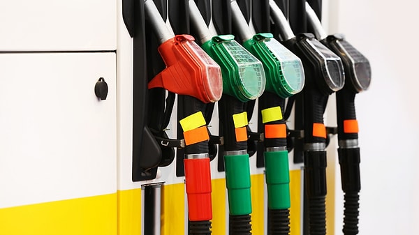 Motorin ve Benzine Zam Geldi