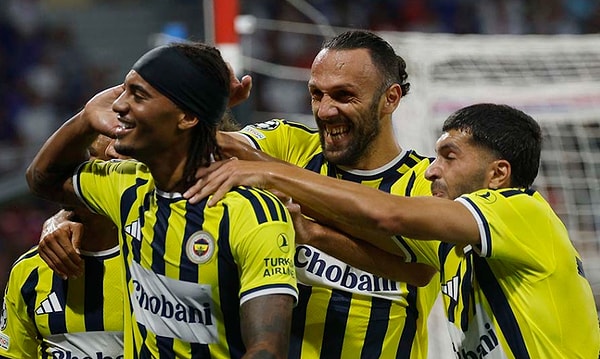 ChatGPT: Fenerbahçe 2-1 Beşiktaş