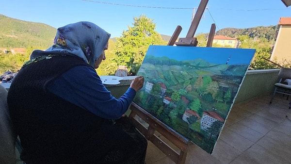 “Resim Yaparken Dünyayı Unutuyorum”