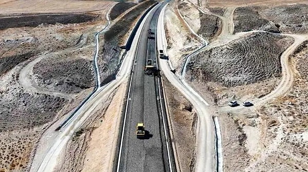 İzmir’in ulaşım ağlarına son yıllarda devasa yatırımlar gerçekleştirildi