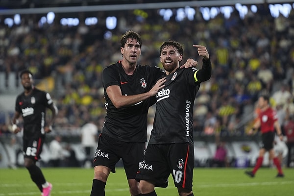 Marca: İstanbul'da yeni doğan Dusan