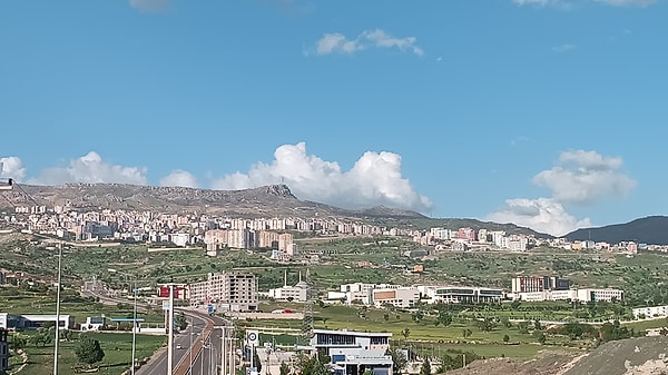 Ancak listenin geri kalanında da sürpriz isimler vardı: Şırnak ikinci, Şanlıurfa ise üçüncü sırada yer aldı.