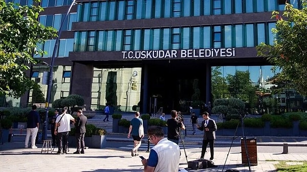 Üsküdar Belediyesi CHP'den AKP'ye geçti.