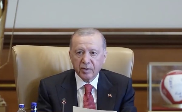 "İstiklal Marşı'nı tüm dünyaya dinlettik"