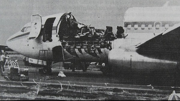 Roof Ripped Off at 24,000 Feet: The Miraculous Landing of Aloha Airlines Flight 243