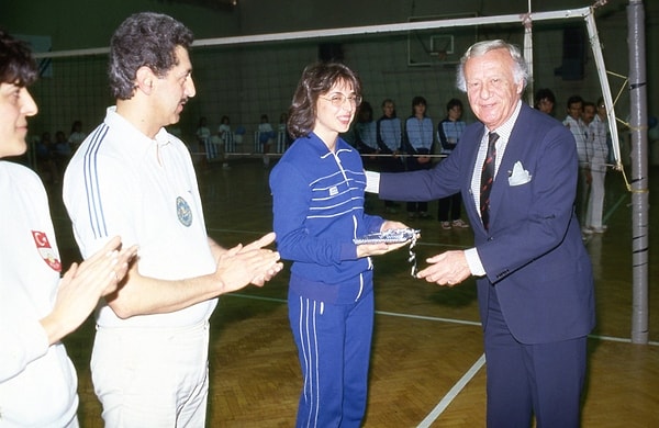1980 yılı Türk voleybolu ve toplumsal algı açısından dönüm noktası oldu.