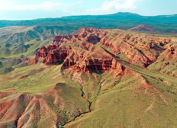 Kızıl Kayalıklar Arizona'nın Ünlü Kanyonlarını Aratmıyor