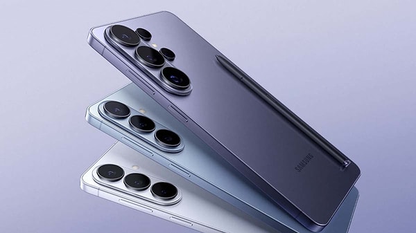 Aksesuarlar ekrana gelince Samsung yine dayanamadı: "Yemek yok, ortada sadece sos var."