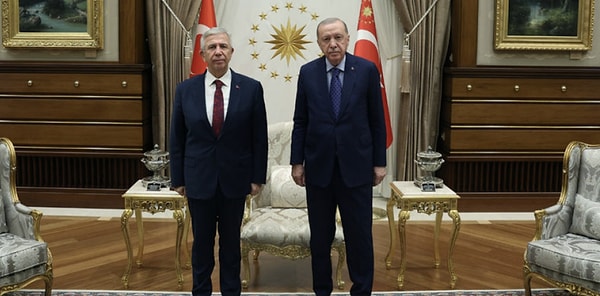 "Benim durduğum yer açıktır."