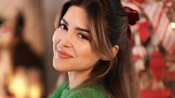 Son yıllarda magazin dünyasının en çok konuşulan isimlerinden biri olan Ala Tokel, paylaşımlarının yanı sıra iş hayatıyla da gündem oluyor.