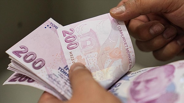 There will be a salary difference of 108 thousand lira between a high school graduate civil servant and a specialist doctor.
