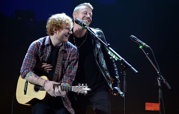 Tepkiler büyürken beklenen haber de gecikmedi: Macklemore, Ed Sheeran'ın turnesinin kalan tarihlerinden çıkarıldı.