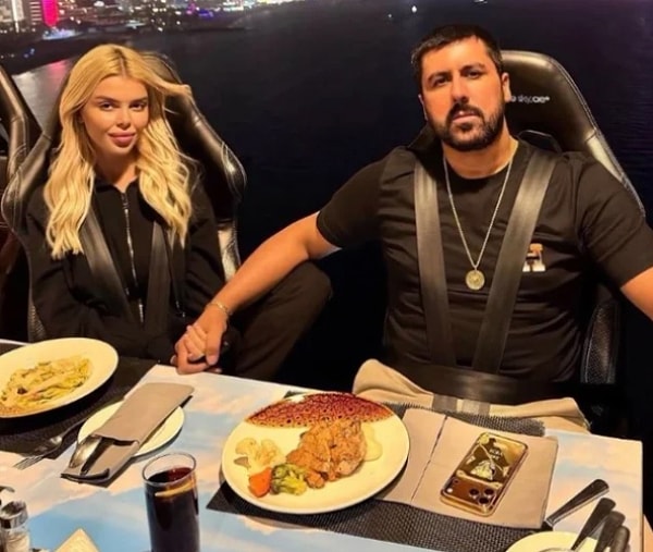 Yıllar önce kendisine kabusu yaşatan ve hapis yatan adamla 2026 yılında nikah masasına oturan Çağla Öz Tançalan'ın bu evliliği, ikiliyi bu kez "suçtan elde edilen mal varlığını aklama" dosyasında birleştirdi.