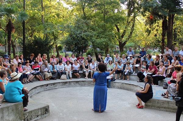 Uluslararası rezidans ve bölgesel ağ projelerinin üretimleri ilk kez bir arada; seramik odağı Troya Müzesi'nde kuruluyor.