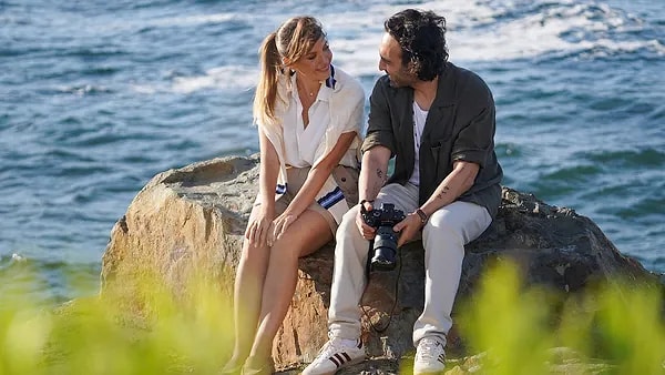 15 Eylül Salı gününün reyting sonuçları TİAK verilerine göre açıklandı. Star TV'de ekrana gelen Tuzlu Kahve, 4,57 reyting ve yüzde 16,10 izlenme payıyla günün en çok izlenen yapımı oldu.
