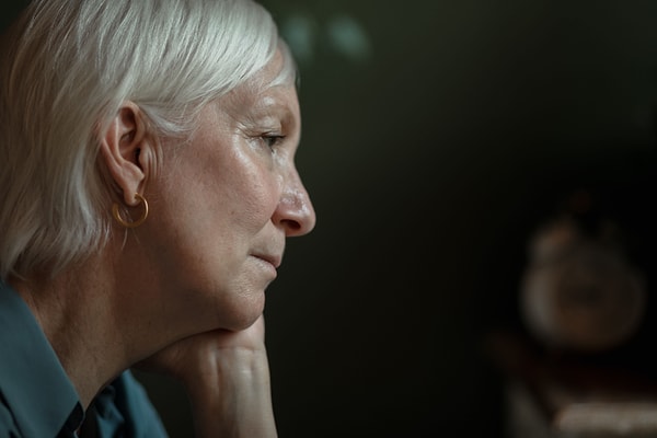 Bu, 'Diş Eti Kanaması Alzheimer Yapar' Demek Değil