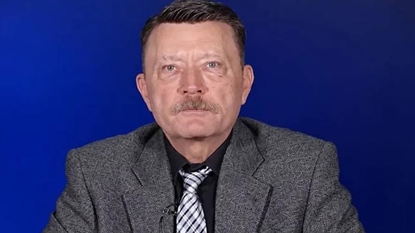 "Bu soruşturmanın en ciddi şekilde neticelenmesini gönülden arzu eden ve bu konuda da kitaplar yazan, televizyon programlarında söyleyen bir emekli Türk subayıyım. Bu soruşturmanın açılmasını çok değerli ve önemli buluyorum."