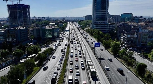 Fatih'te trafiğe kapatılacak caddeler var.