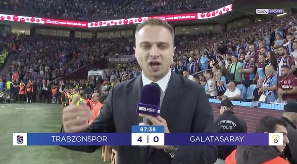 Okan Buruk'un kırmızı kart görmesinin hemen ardından, beIN Sports muhabirinin maç daha oynanırken canlı yayına bağlanıp adeta Buruk'un hakkında konuşması büyük tepki topladı.