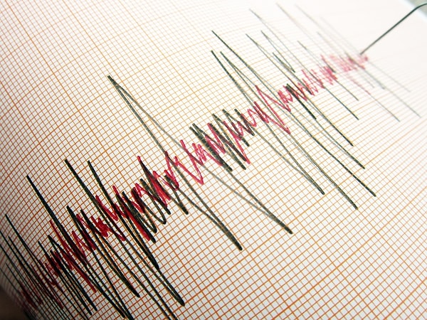 Deprem çevre illerden de hissedildi.