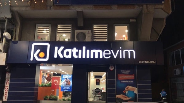 Pusula grubundaki para trafiği dikkat çekiyor.