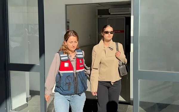 Havalimanında gözaltına alınan Saraçoğlu önce sağlık kontrolüne götürüldü.