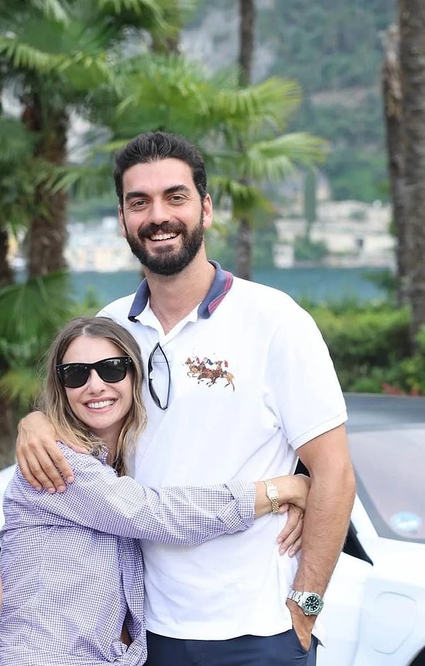 Tuba Ünsal bir süredir Emir Ulusoy'la yaşadığı aşkla gündemdeydi.